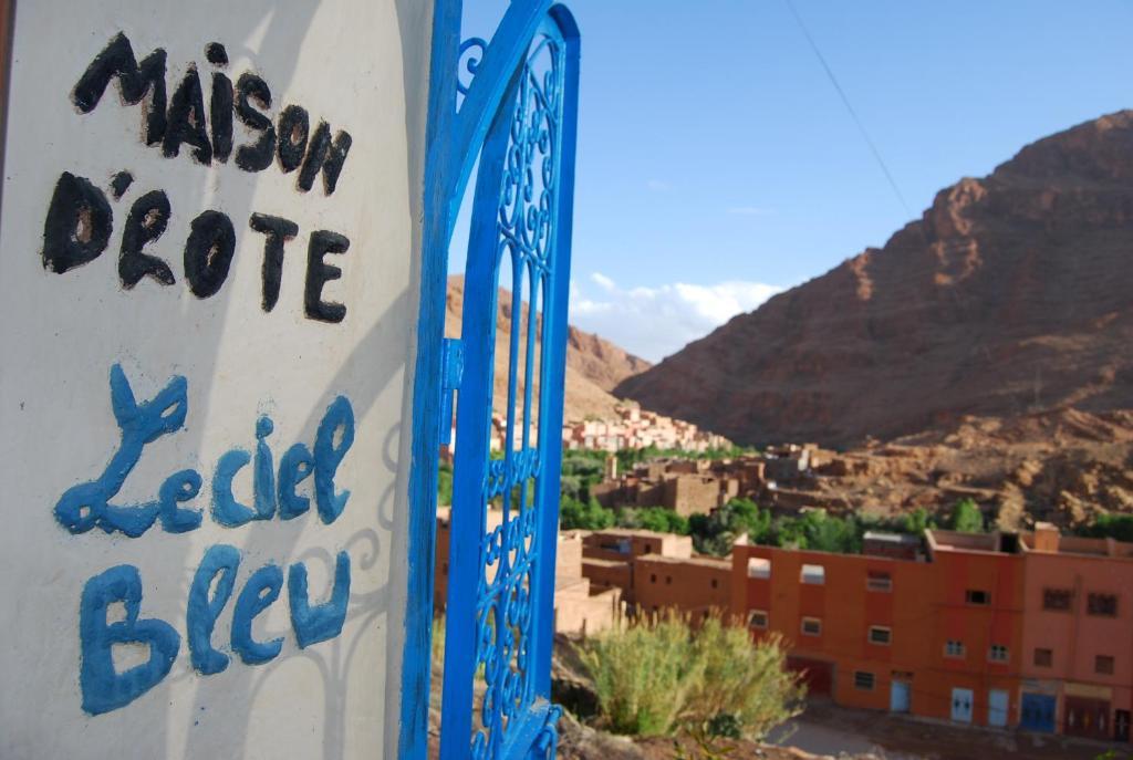 Maison D'Hotes Le Ciel Bleu Tinghir ภายนอก รูปภาพ