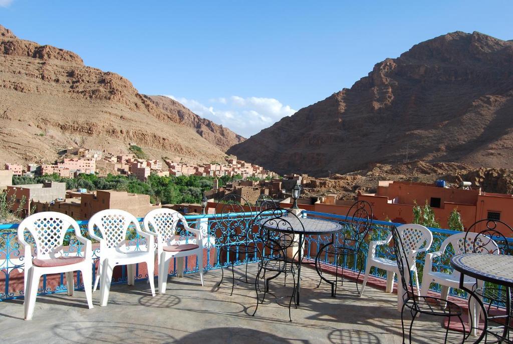 Maison D'Hotes Le Ciel Bleu Tinghir ภายนอก รูปภาพ