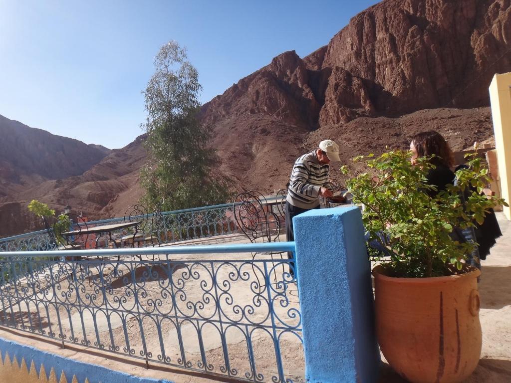 Maison D'Hotes Le Ciel Bleu Tinghir ภายนอก รูปภาพ