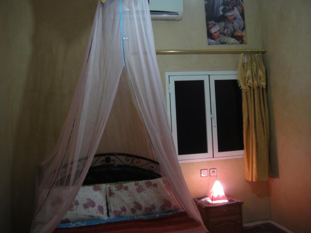 Maison D'Hotes Le Ciel Bleu Tinghir ภายนอก รูปภาพ