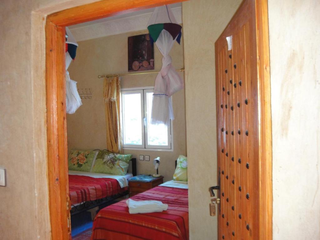 Maison D'Hotes Le Ciel Bleu Tinghir ภายนอก รูปภาพ